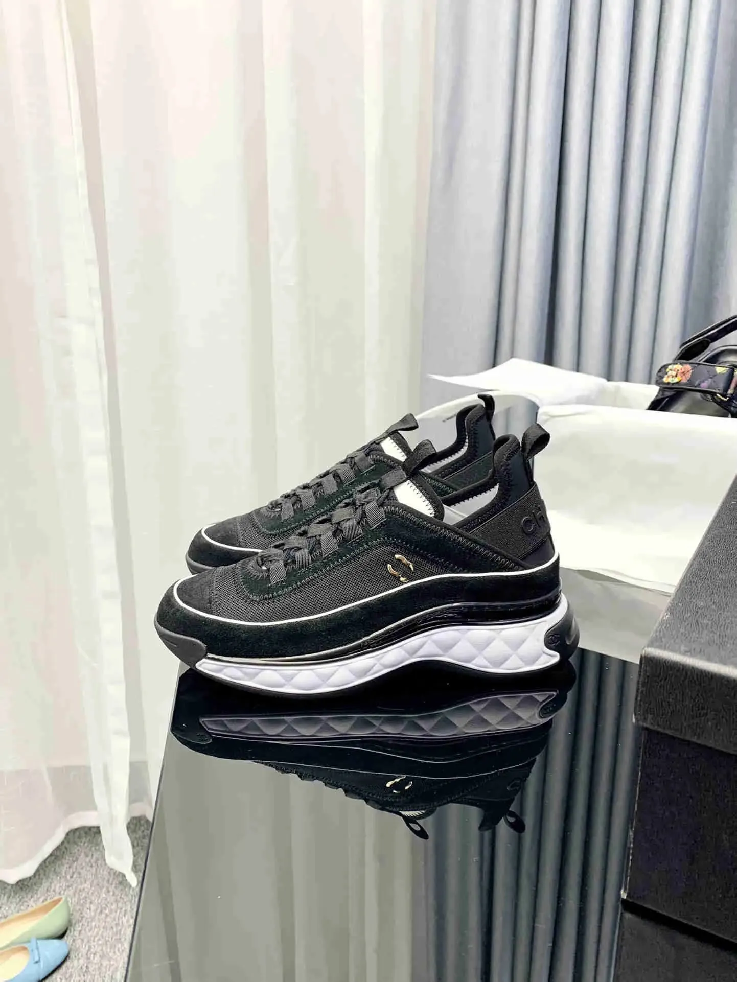 Run Star Out of Office Sneakers Casual Running Channel Mens Designer Womens Dress Shoes Sports Shoe