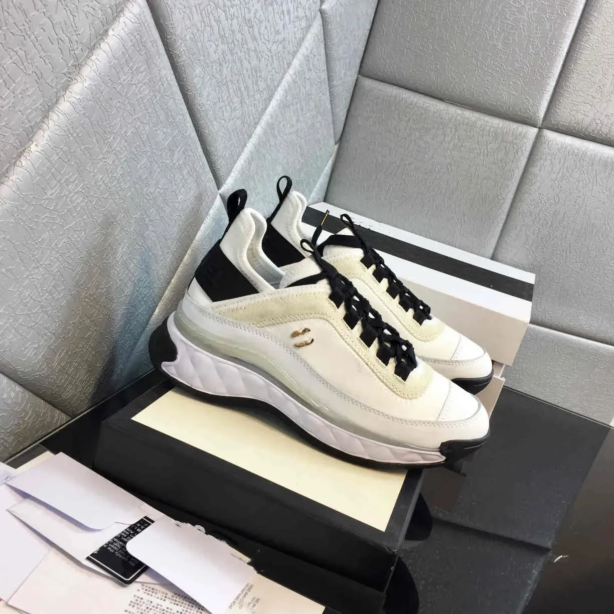 Run Star Out of Office Sneakers Casual Running Channel Mens Designer Womens Dress Shoes Sports Shoe